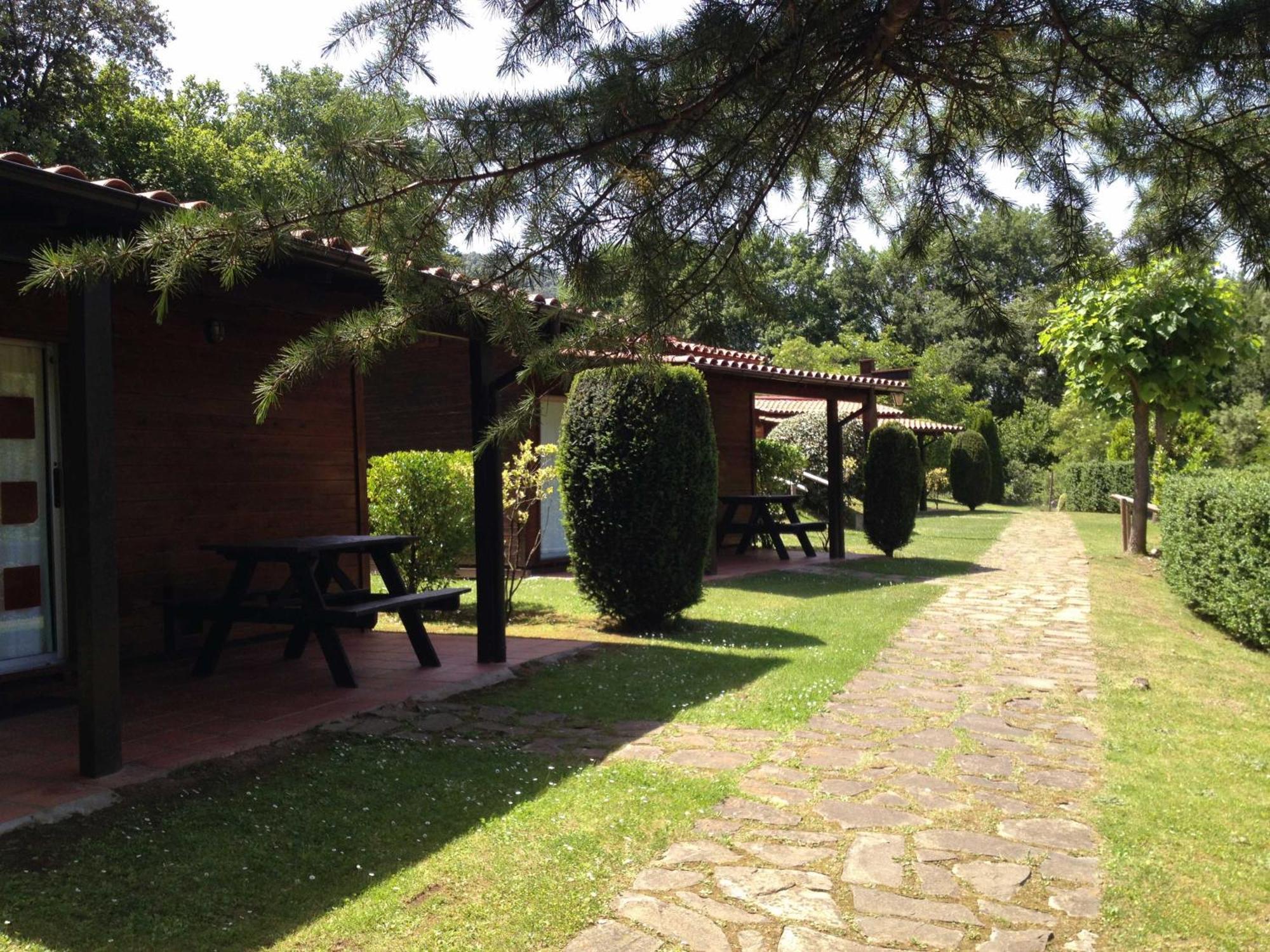 Camping Ecologic Lava Santa Pau Bagian luar foto